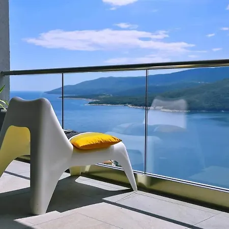 Vanilla I With Beautiful Seaview